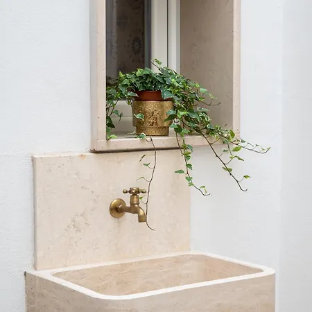 Petra 3* Trani